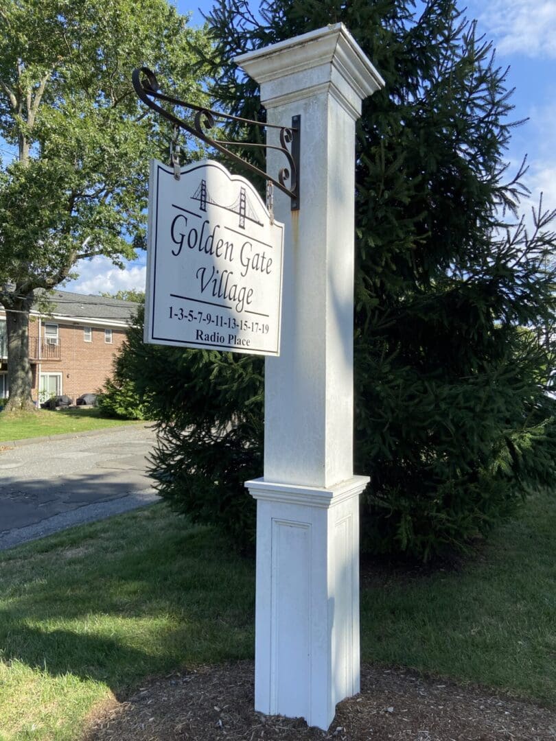 Golden Gate Village sign, Radio Place